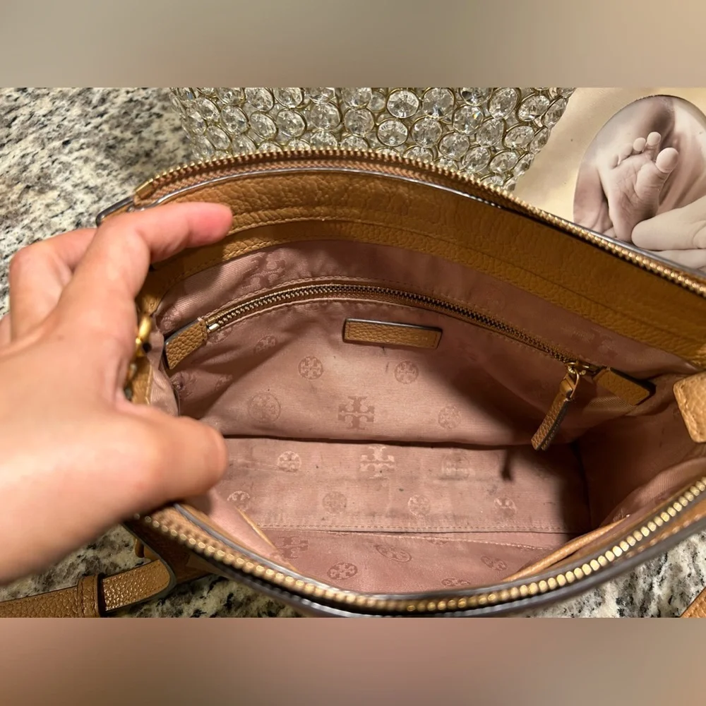 Tory Burch Blake Brown Crossbody Women's Bag - Picture 13 of 16